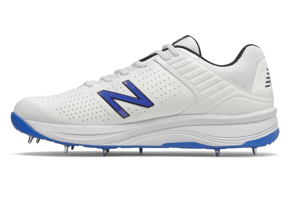 new balance cricket studs