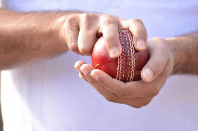 learn how to be a good fast bowler