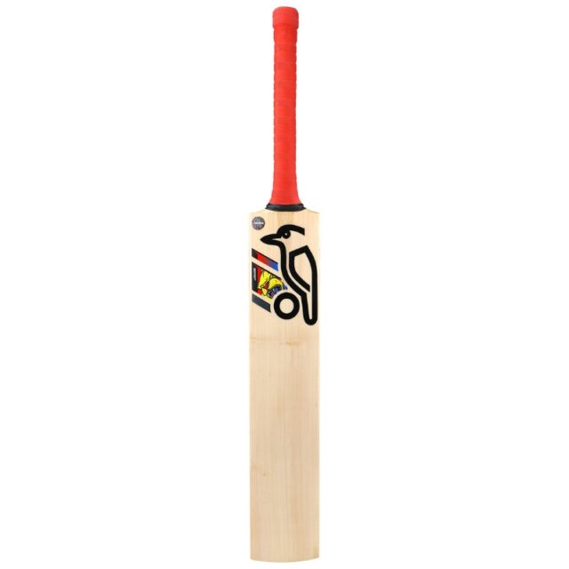 Beast Pro Players Kookaburra Bat