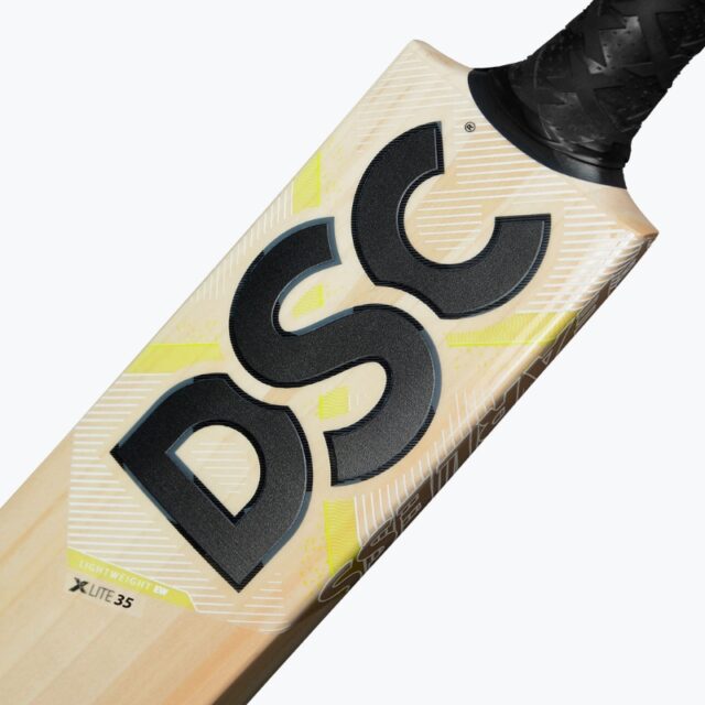 DSC Xlite 35 Cricket Bat - Image 3