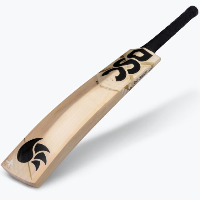 DSC Xlite 95 Cricket Bat - Image 3