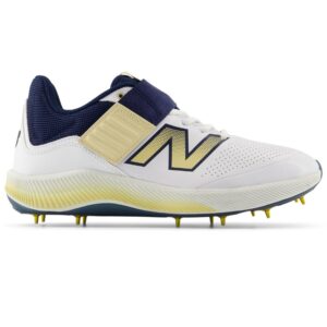 4040 New Balance Cricket Shoe