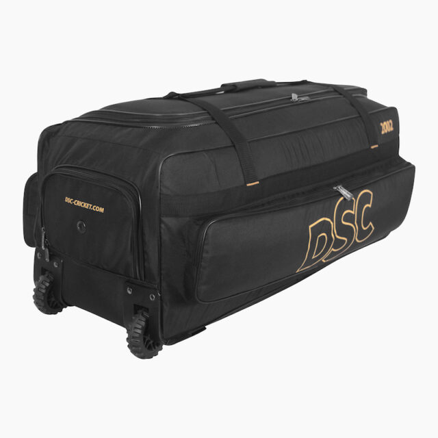 DSC 2002 Wheelie Bag - Image 2