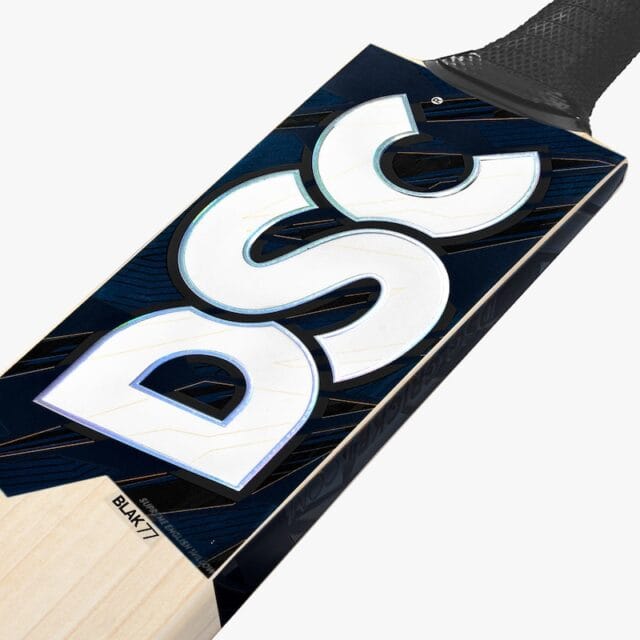 DSC Blak 77 Cricket Bat - Image 3